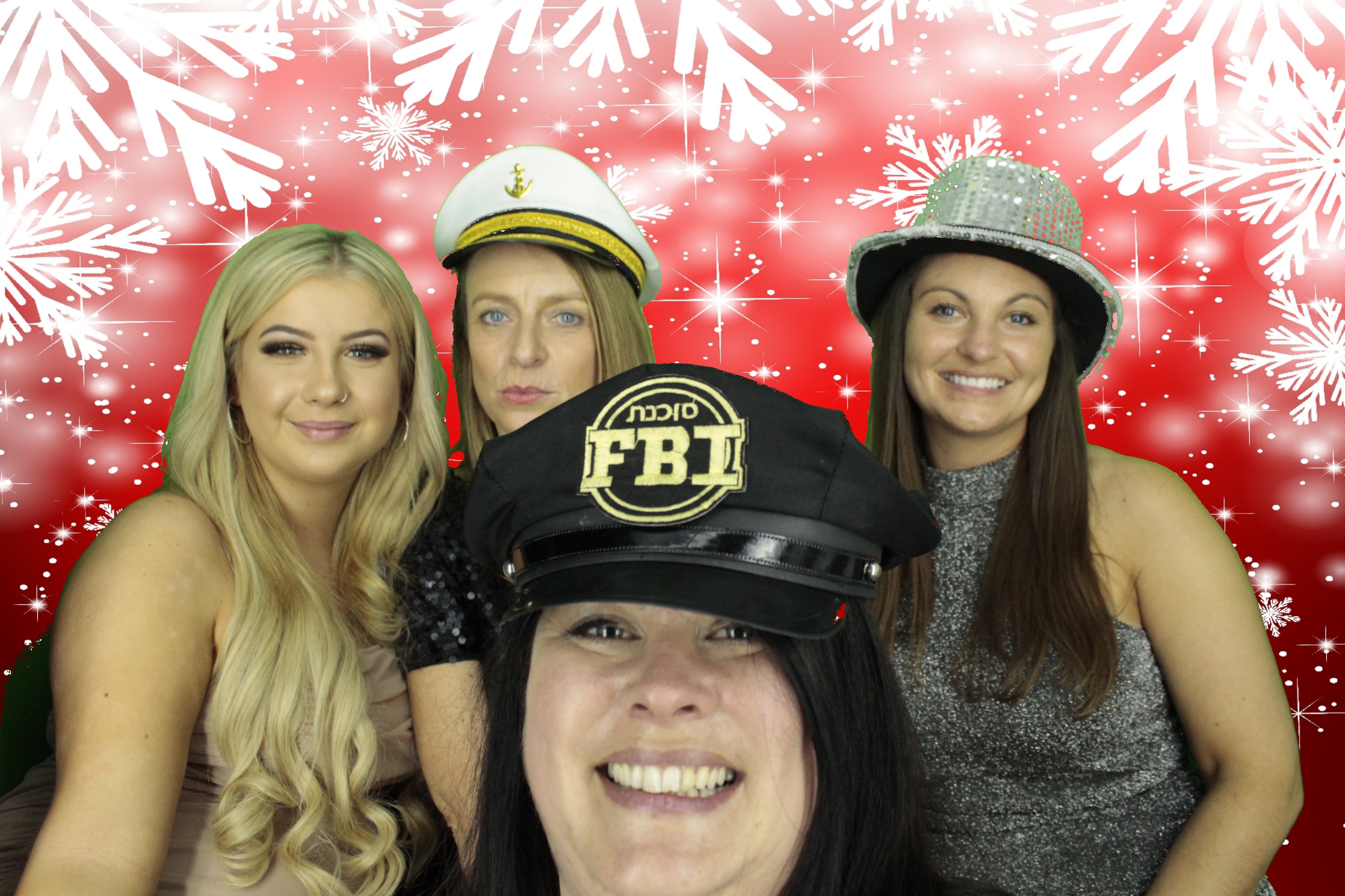 Ocean Network Express Christmas Party 2019 | View more photos from the event at gallery.myphotoboothexperience.co.uk/u/MyPhotoBoothExperienceLtd/Ocean-Network-Express-Christmas-Party-2019
